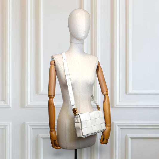 Bottega Veneta Cassette off-white
