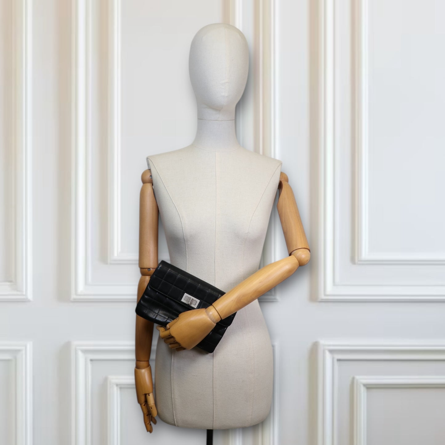 Chanel Chocolate bar Clutch schwarz