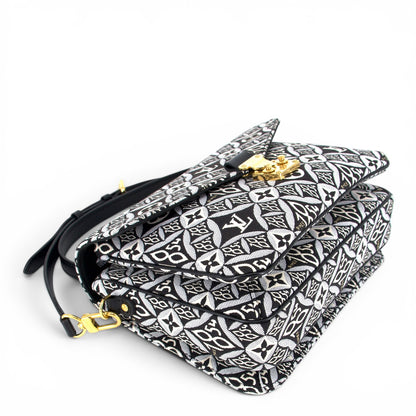Louis Vuitton Pochette Métis 1854