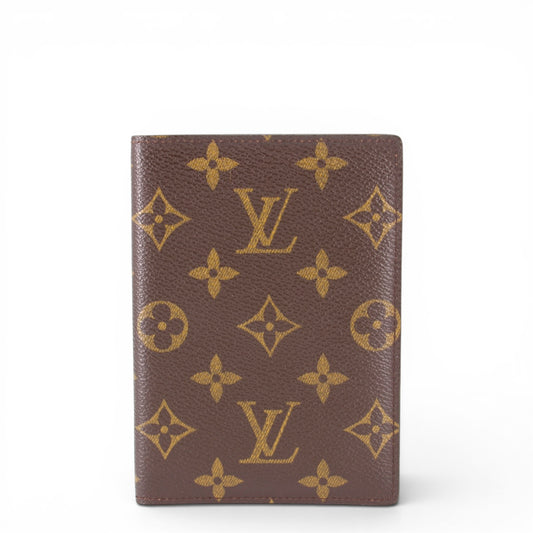 Louis Vuitton Passetui Monogram