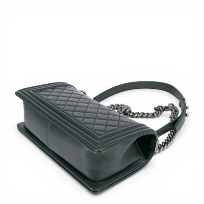 Chanel Boy Medium schwarz metallic