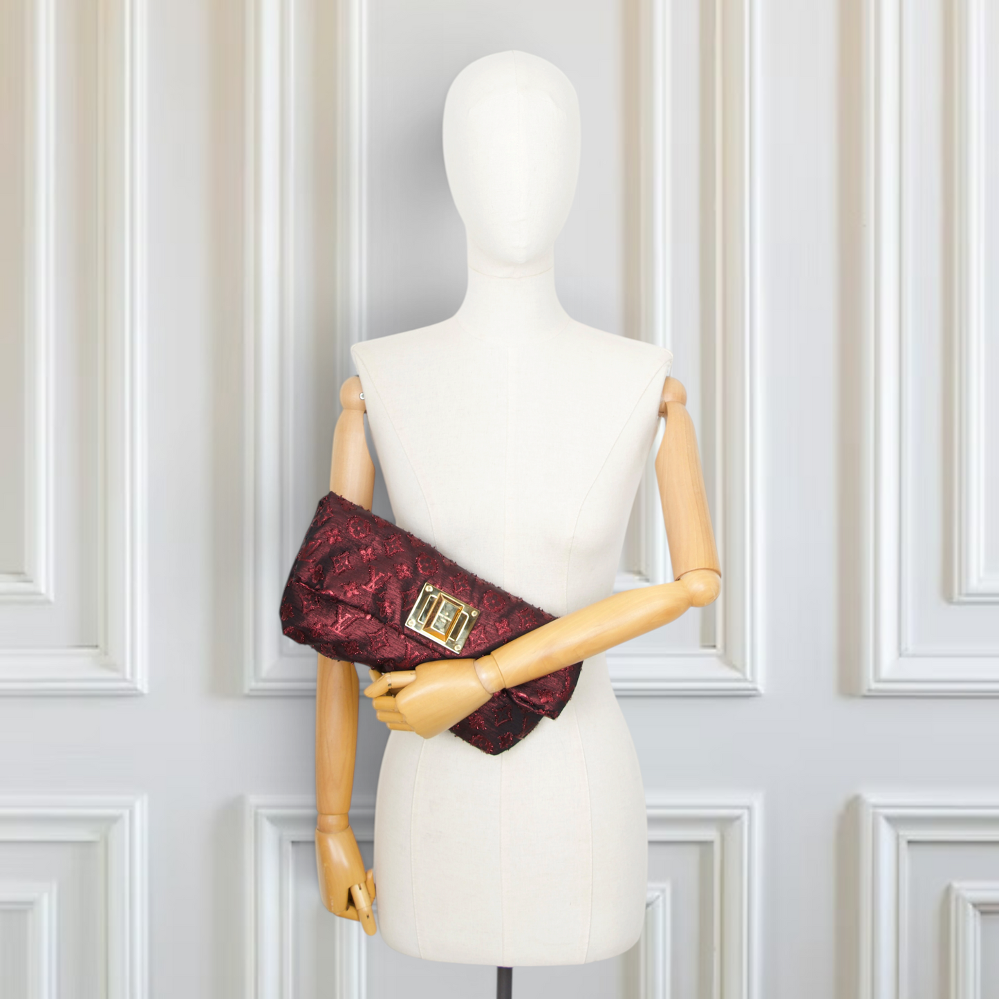 Louis Vuitton Altair Clutch Lurex Bordeaux