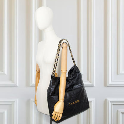 Chanel Medium 22 schwarz GHW